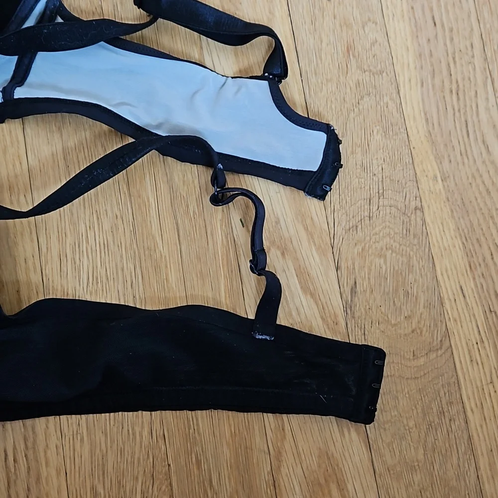 Jockey and Hanes wire free bras L